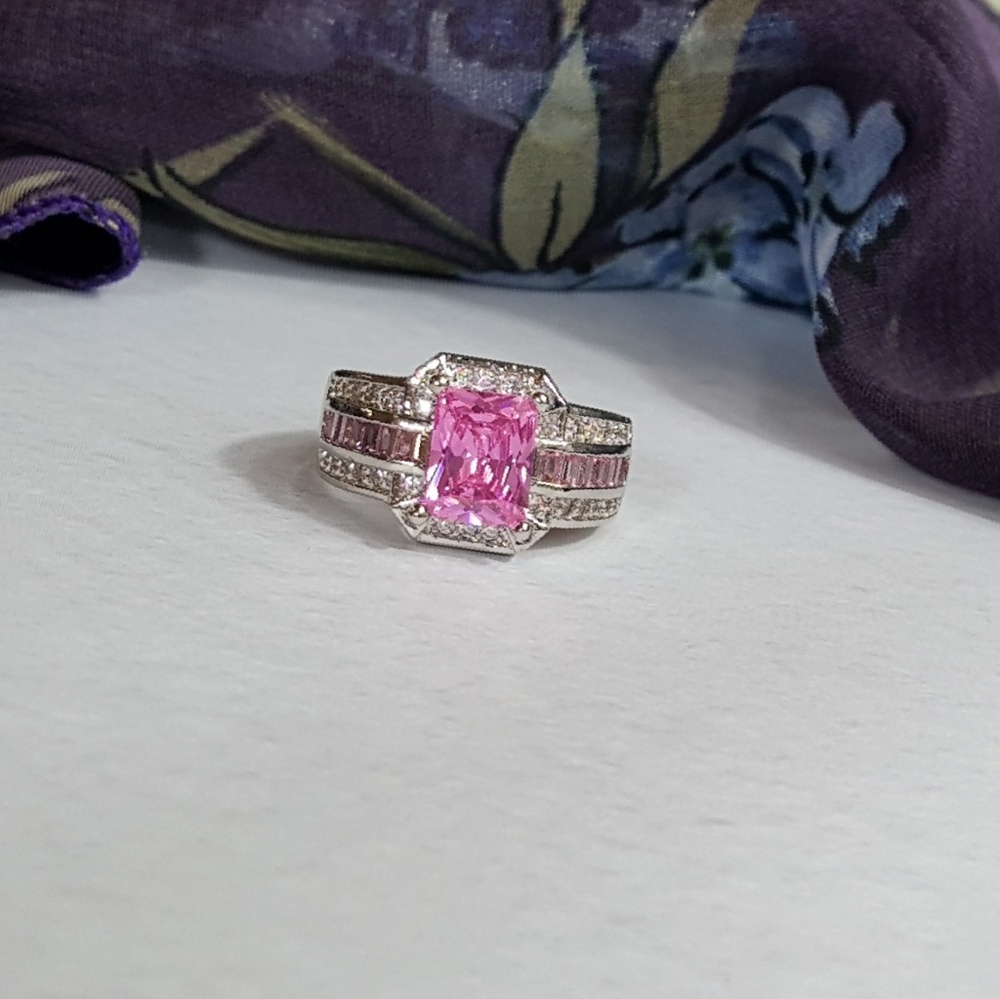 Exquisite Pink n White Sapphires